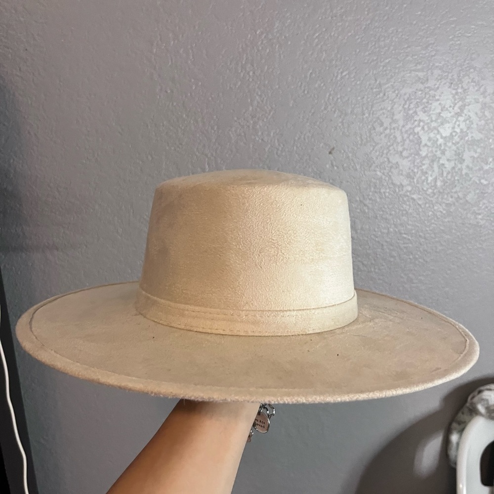 Off white felt hat, Western boho style. Size medium